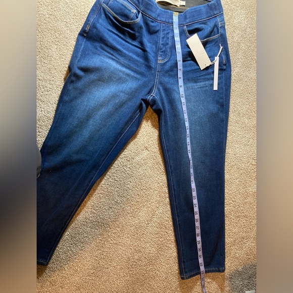 Petite medium women’s pull on ankle pants - Picture 8 of 13